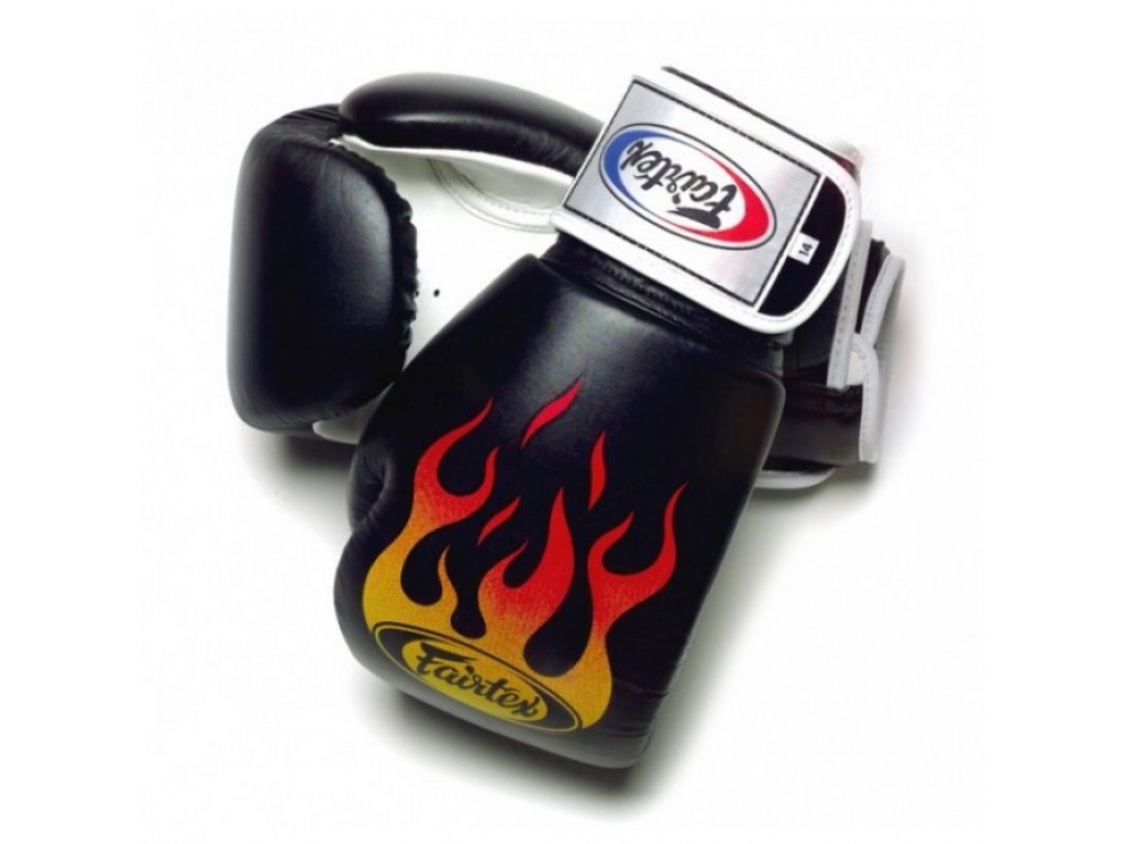 Перчатки боксёрские FAIRTEX Black Flame