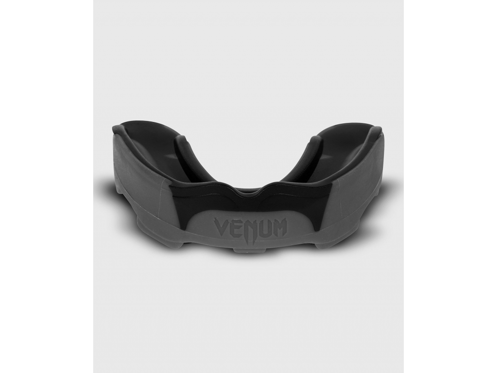 Капа VENUM Predator Mouthguard