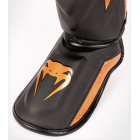 Захист ніг VENUM Elite Evo Shinguards